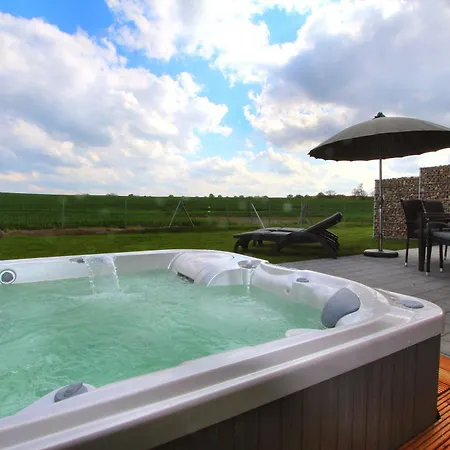 Wohlfuehl-Villa Mia * Goehren-Lebbin